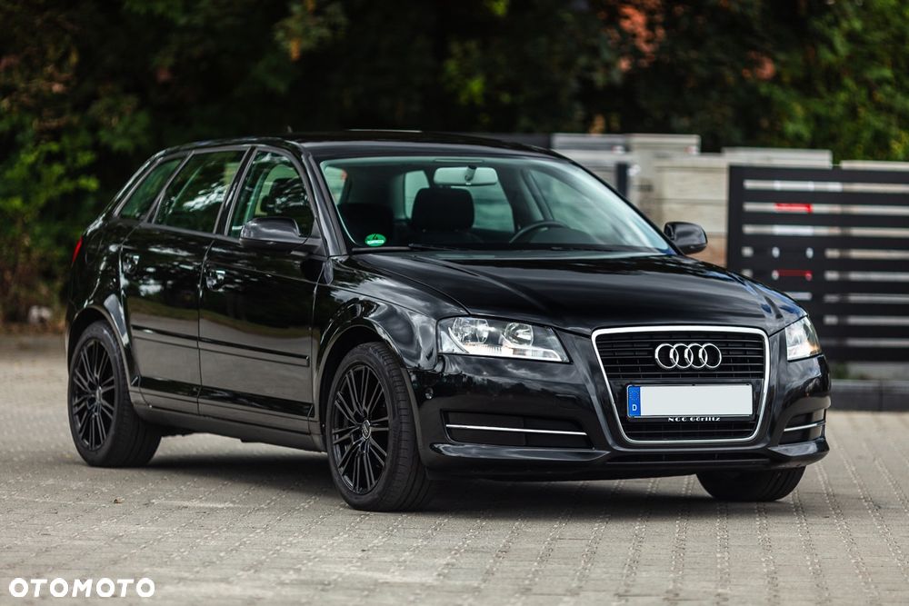 Audi A3 Sportback 2.0 TDI DPF Ambiente - 4