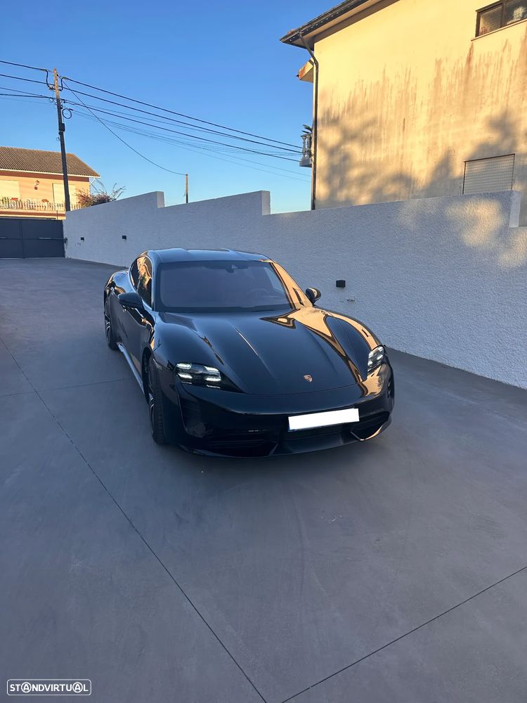 Porsche Taycan Turbo - 1