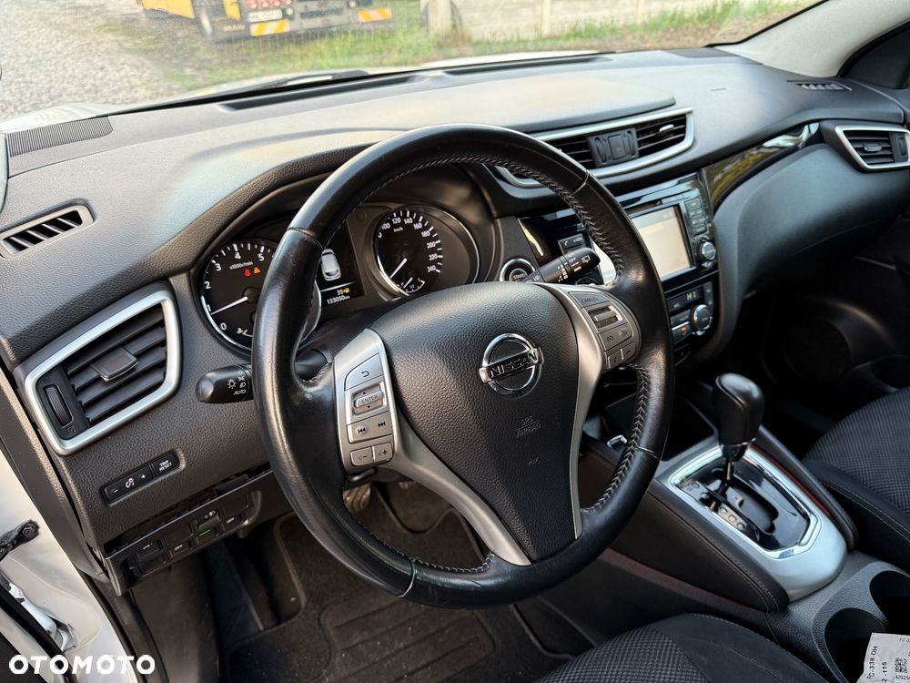 Nissan Qashqai - 17