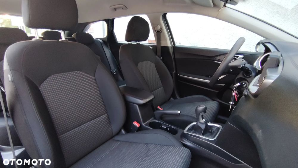 Kia Ceed 1.4 T-GDI M Max - 15