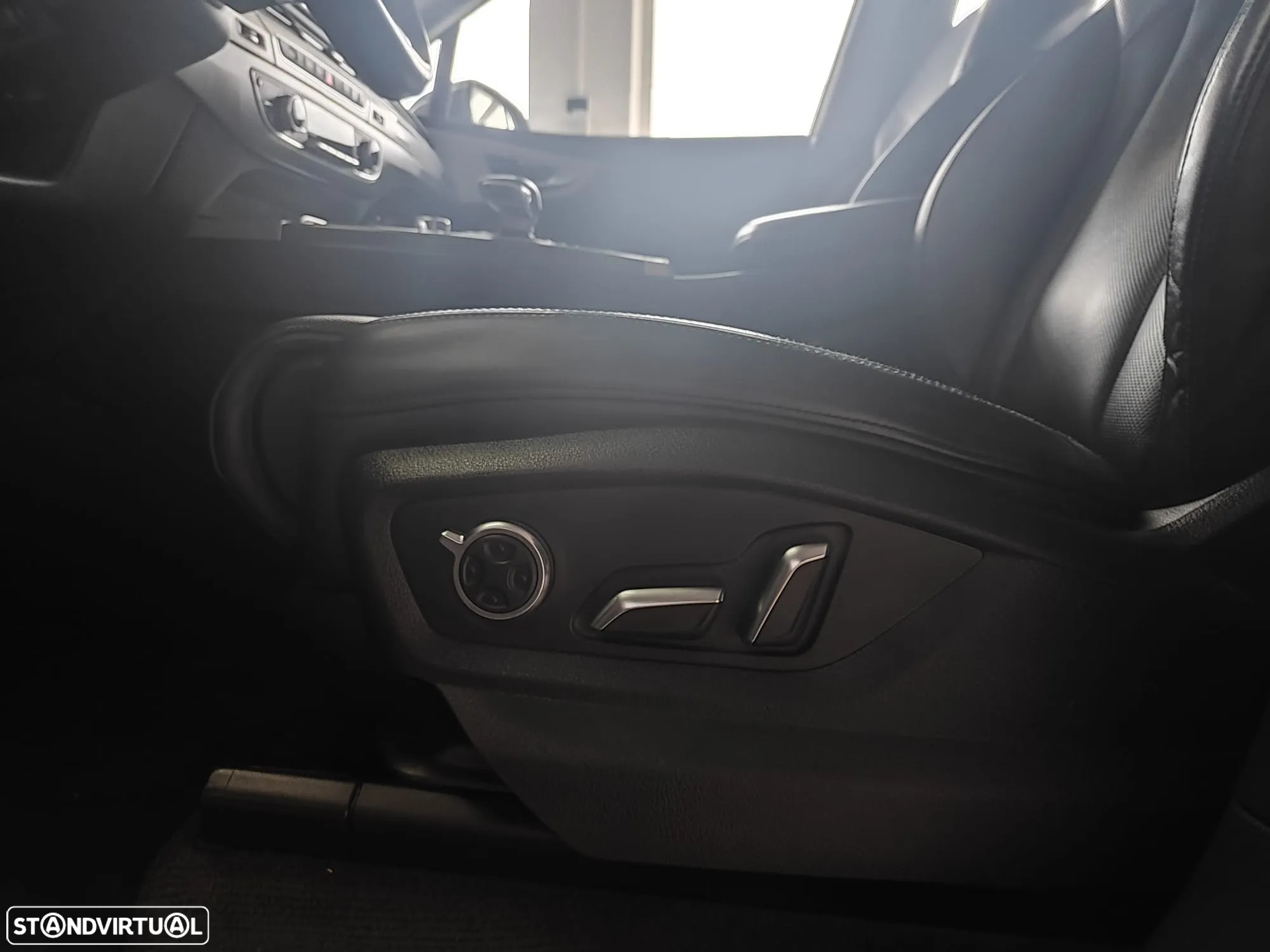 Audi Q7 3.0 TDI quattro S-line Tiptronic 7L - 27