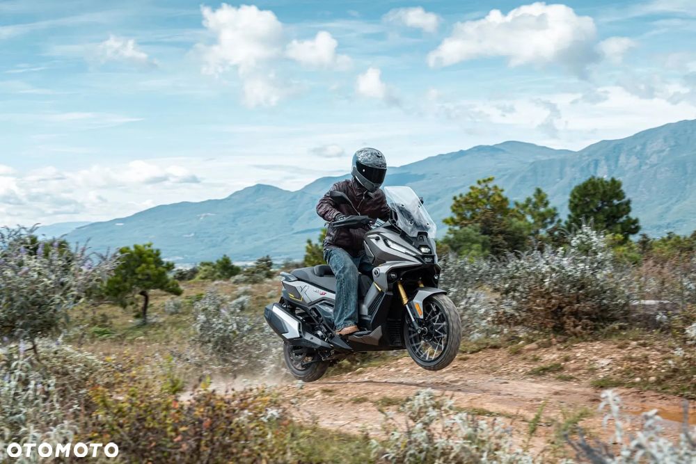 VOGE SR450X - 6