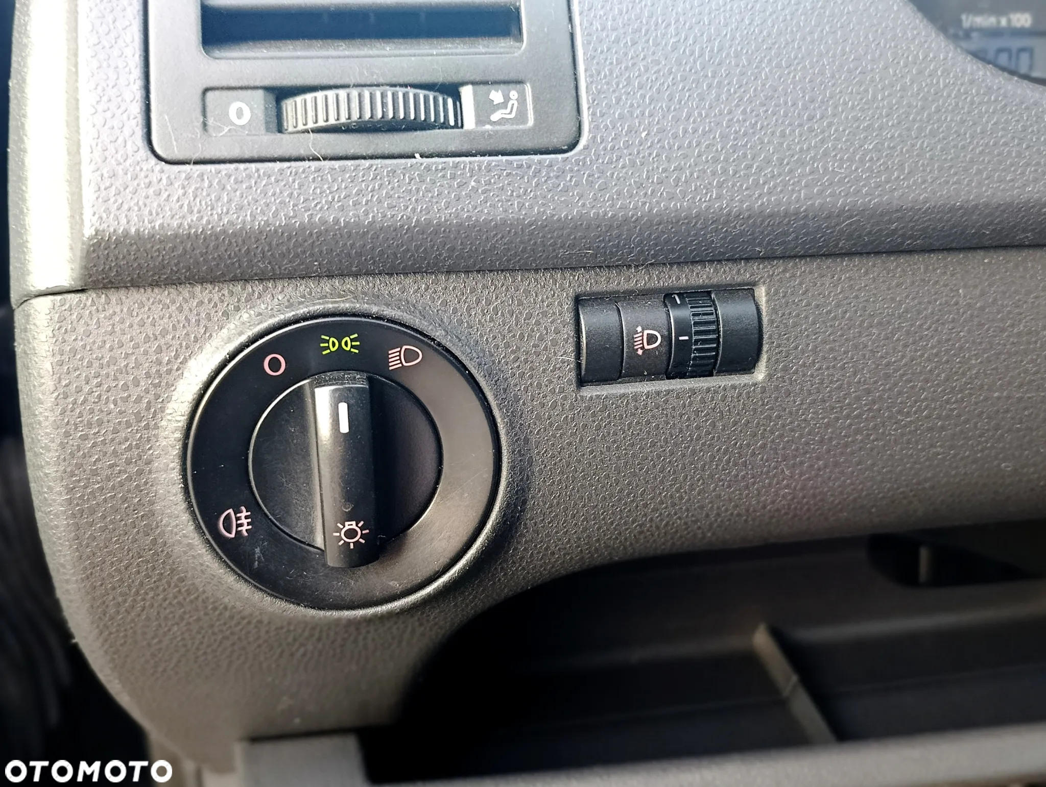 Volkswagen Polo - 14