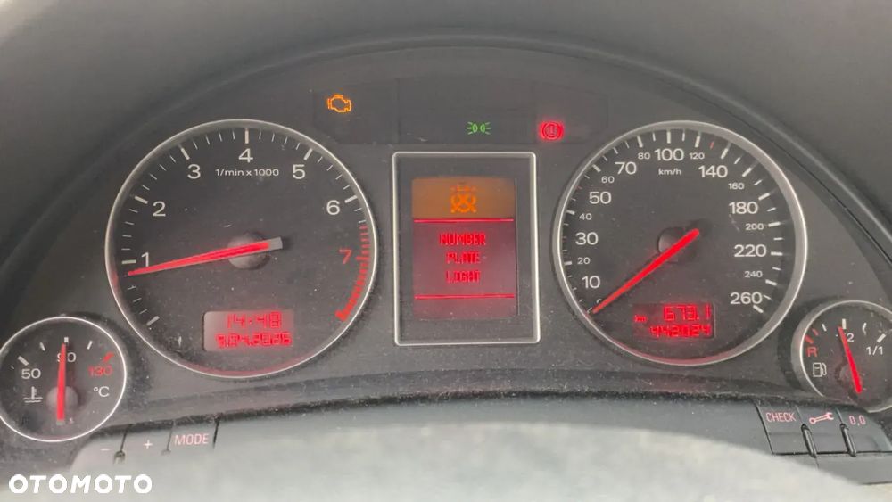 Audi A4 Limousine 1.8 T quattro - 6