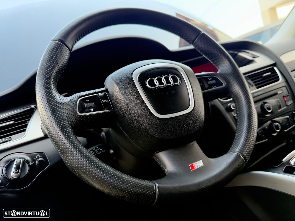 Audi A4 2.0 TDI S-line - 45