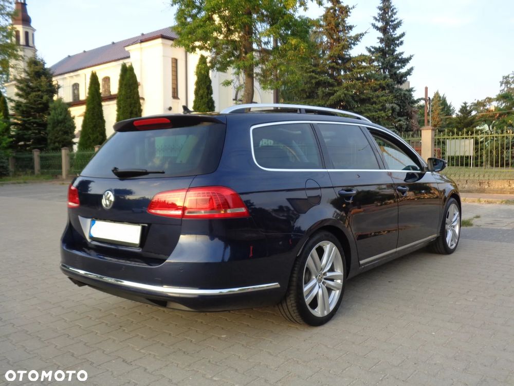 Volkswagen Passat 1.8 TSI Highline - 17