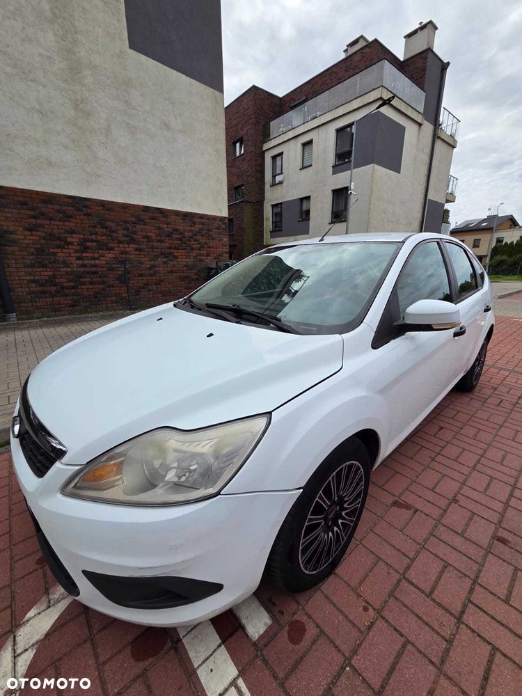 Ford Focus - 1