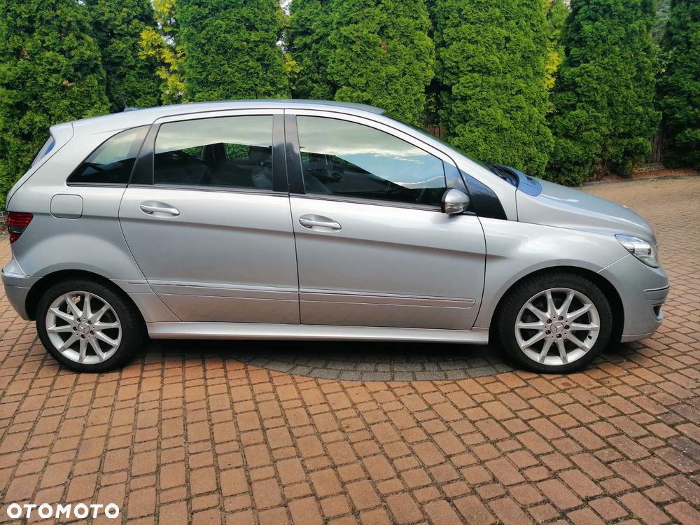Mercedes-Benz Klasa B 200 - 11