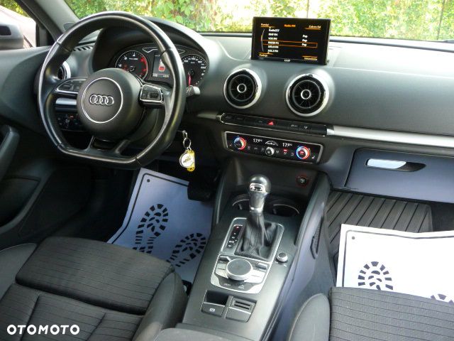 Audi A3 3-drzwiowe 1.6 TDI clean diesel Attraction S tronic - 37