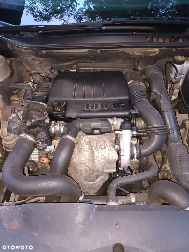 Citroën C5 1.6 HDi Attraction - 15