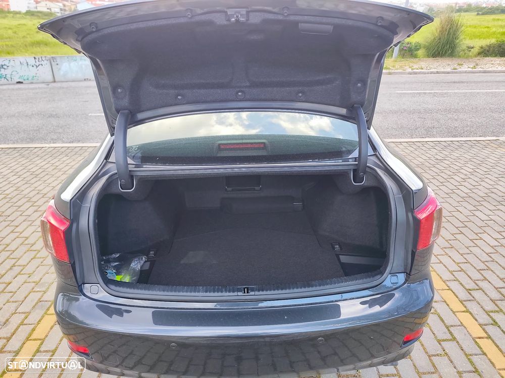 Lexus IS 200 d 1F - 9