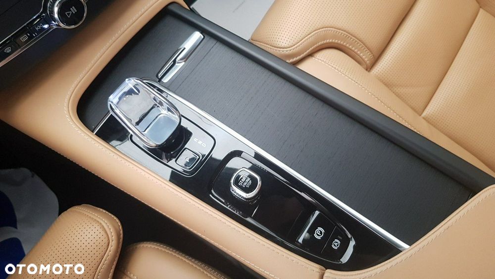 Volvo XC 90 - 27