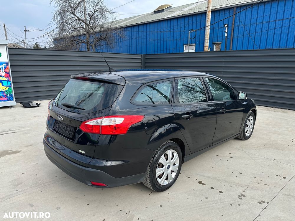 Ford Focus - 4