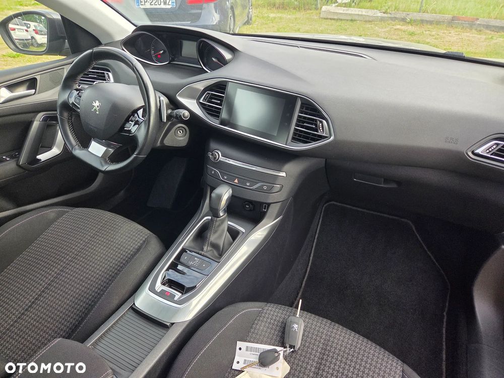 Peugeot 308 BlueHDi 130 EAT6 Stop & Start Active - 10