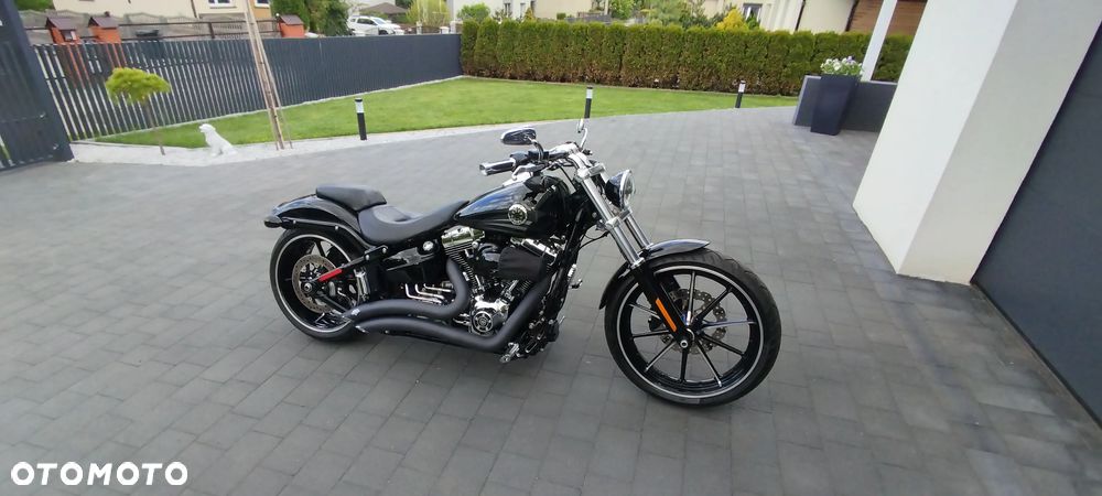 Harley-Davidson FXSB Breakout - 28