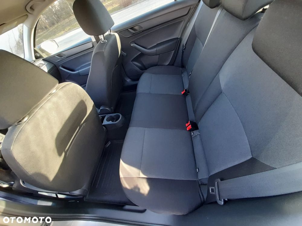 Skoda RAPID 1.2 Active - 7