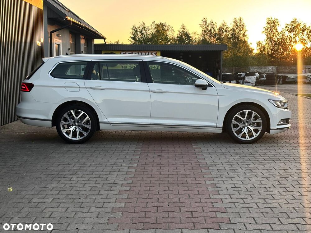 Volkswagen Passat 2.0 TDI (BlueMotion Technology) DSG Highline - 11