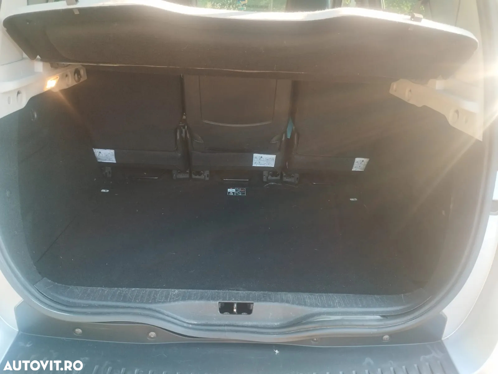 Renault Scenic TCe 130 Bose Edition - 12