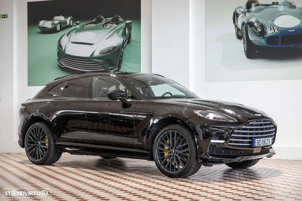 Aston Martin DBX 707 - 1