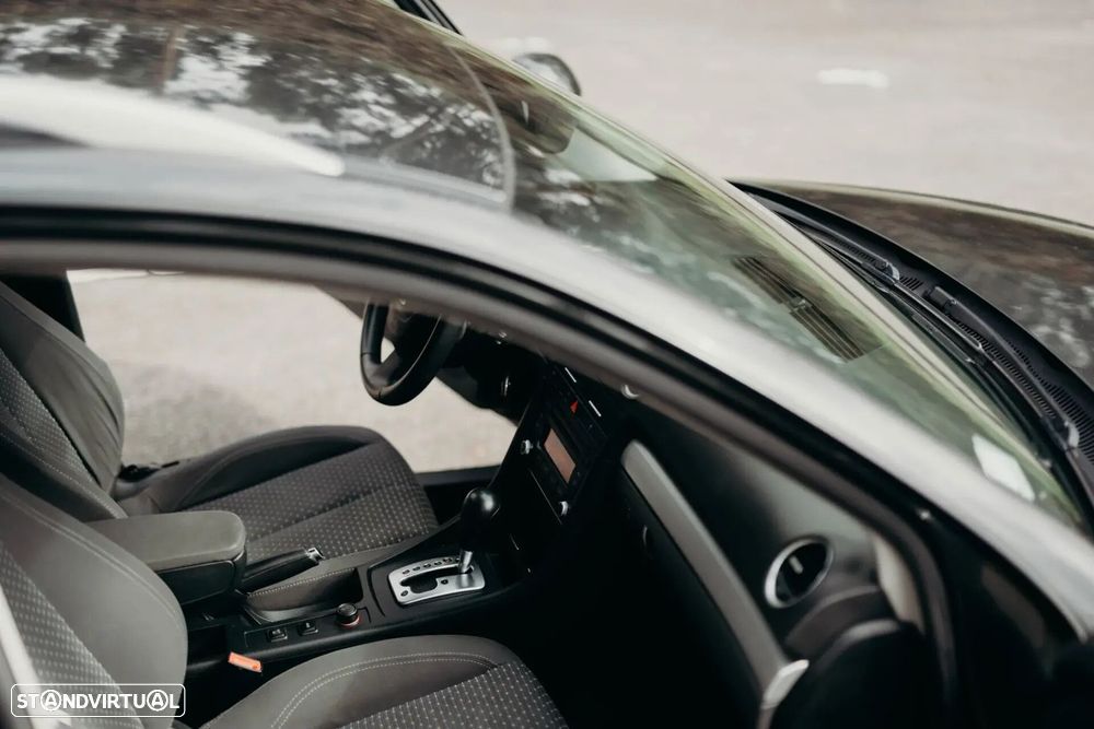 SEAT Exeo ST 2.0 TDI Style Multitronic - 25