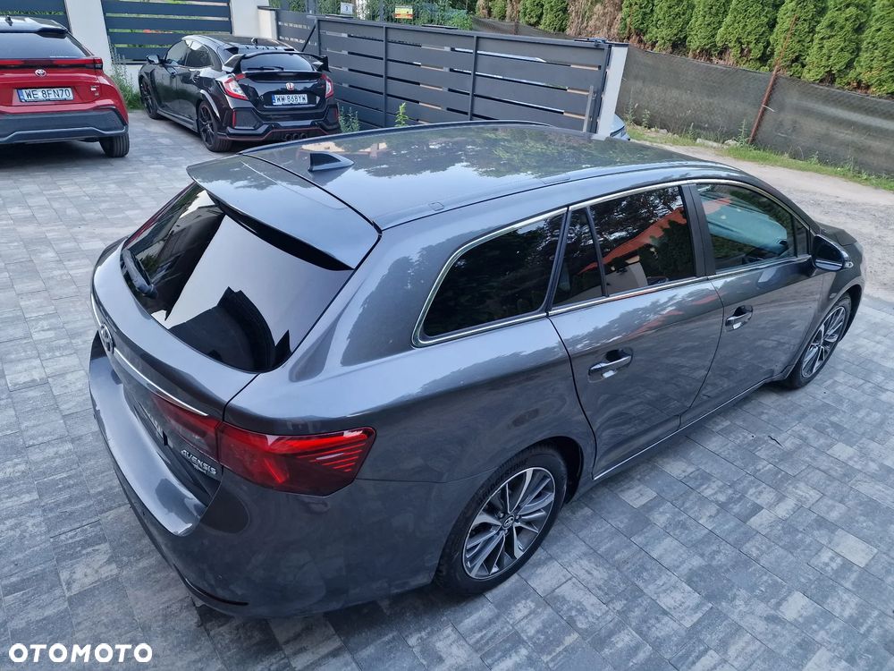 Toyota Avensis 2.0 D-4D Prestige - 13