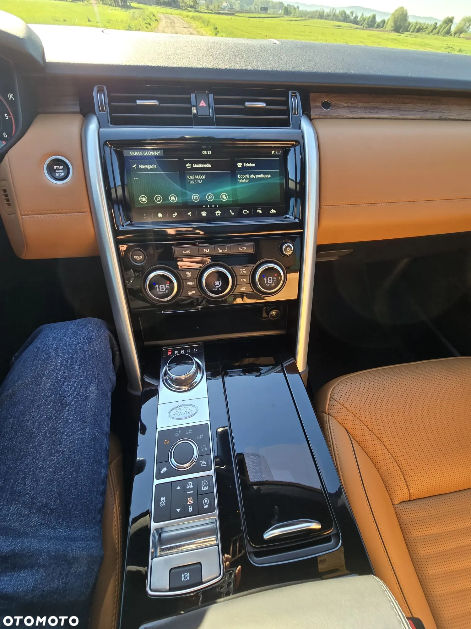 Land Rover Discovery 3.0 TD6 HSE - 13