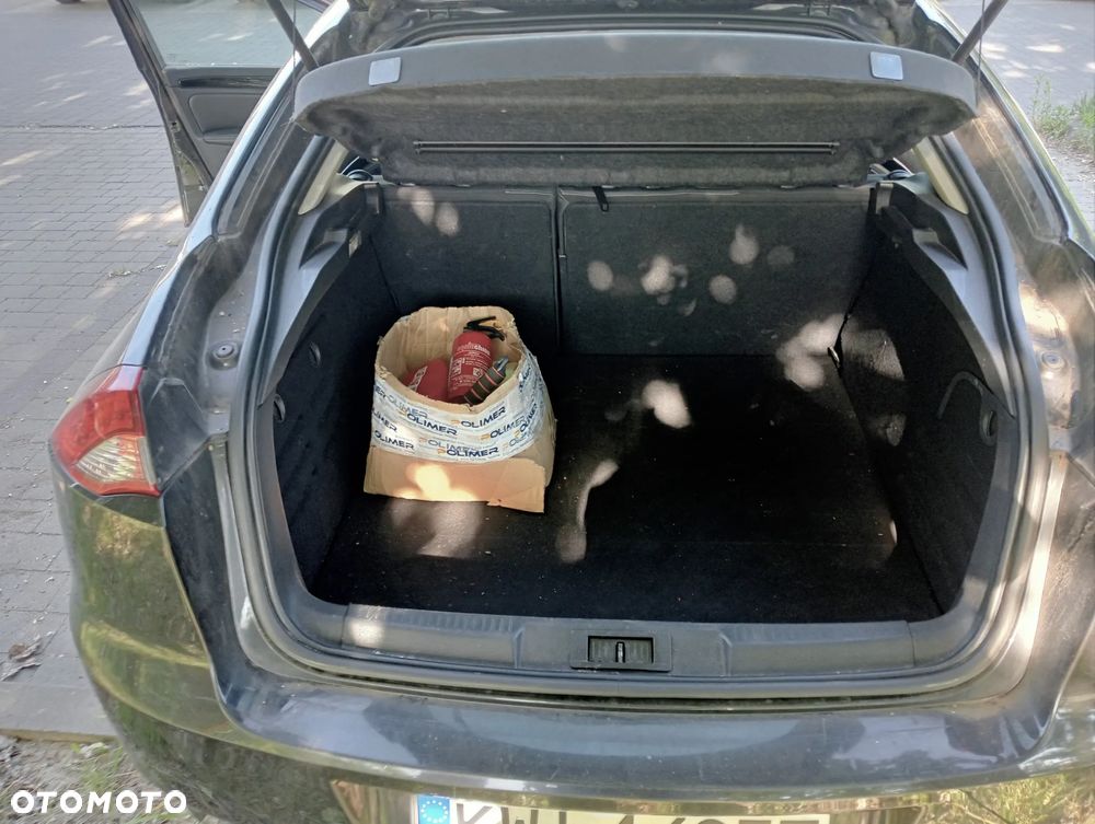 Renault Laguna 2.0 dCi Bose Edition - 13