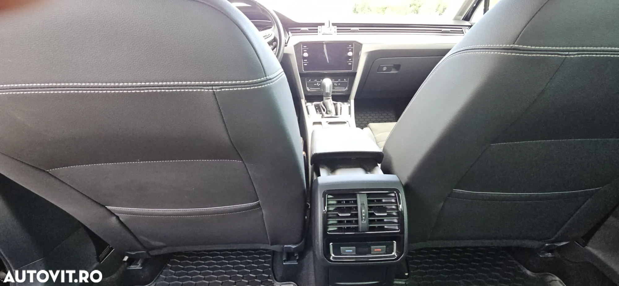 Volkswagen Passat 2.0 TDI DSG 4Mot Highline - 16