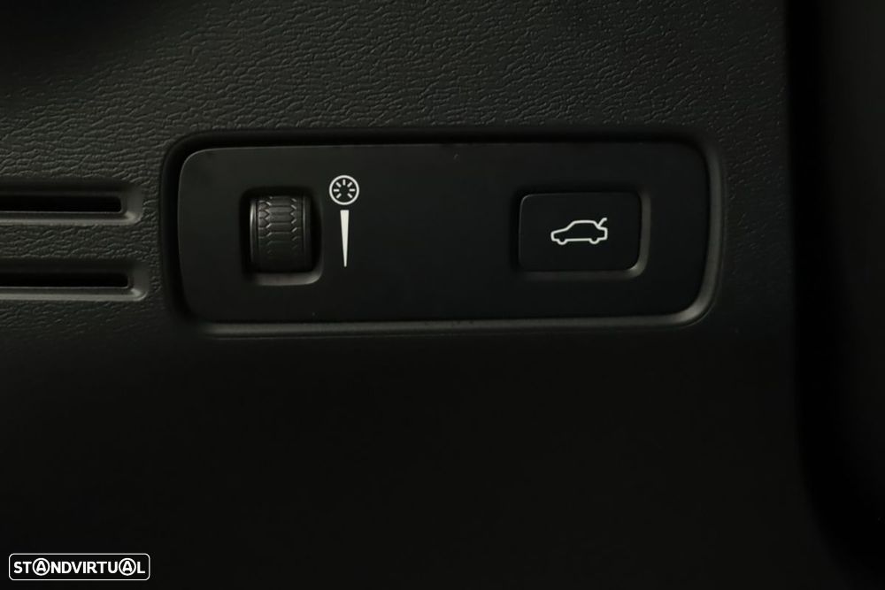 Volvo XC 40 1.5 T2 Core Auto - 19