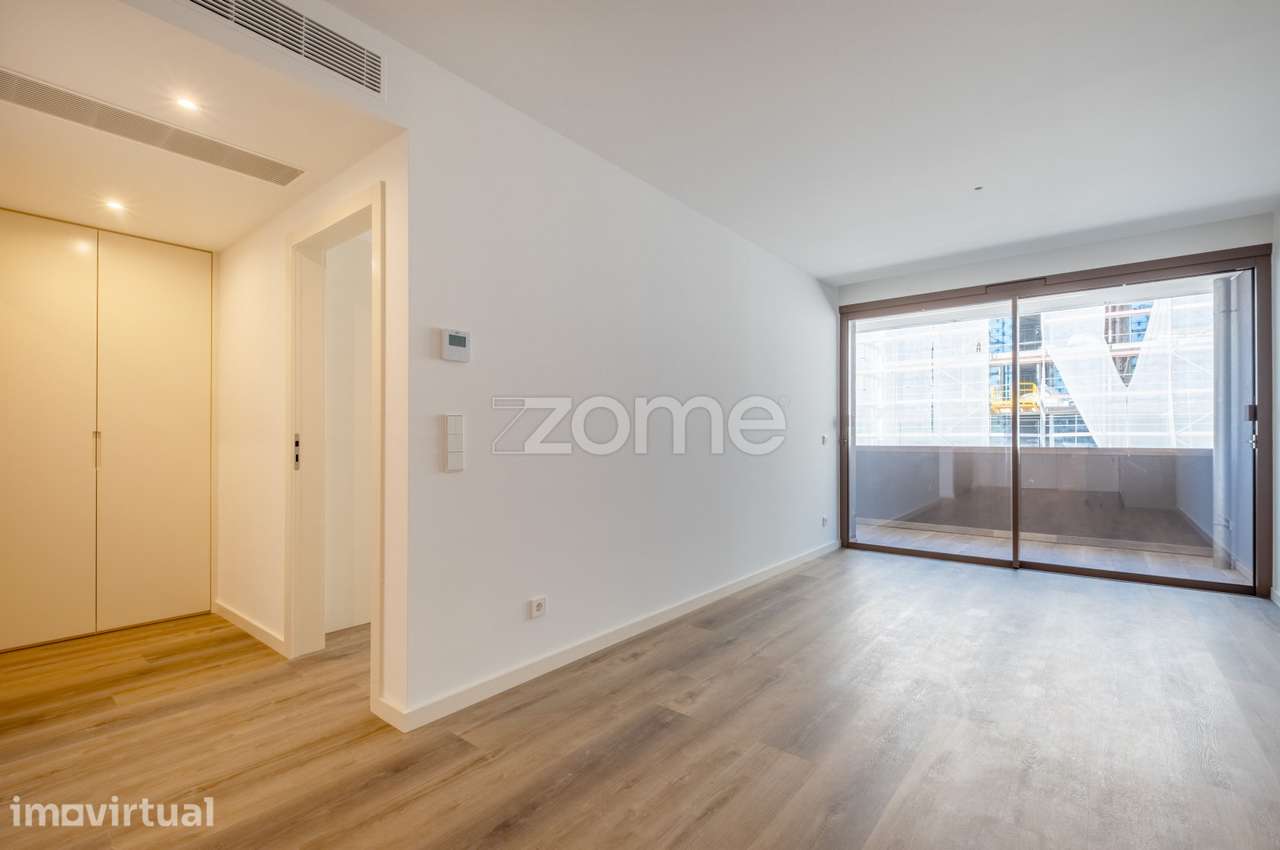 Apartamento T1 novo com varanda e lug. garagem - Douro Nobilis, Gaia