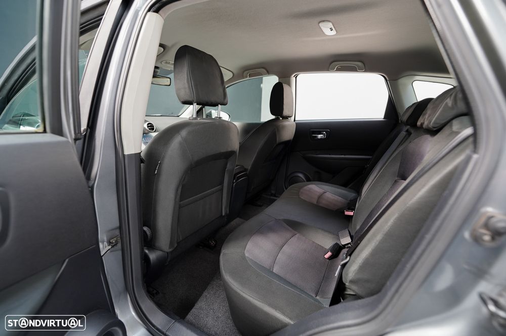 Nissan Qashqai 1.6 dCi N-Connecta - 22