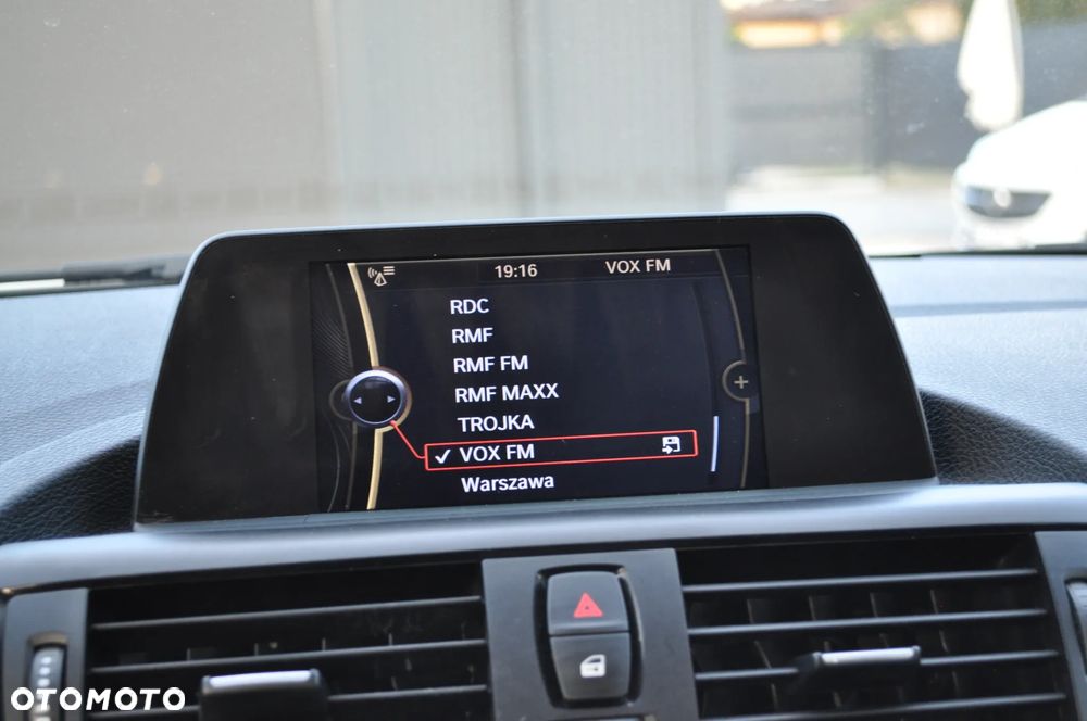 BMW Seria 1 116i - 31