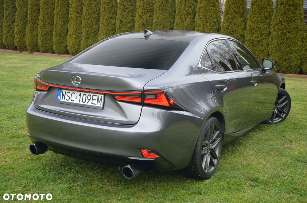 Lexus IS 250 F Sport - 15