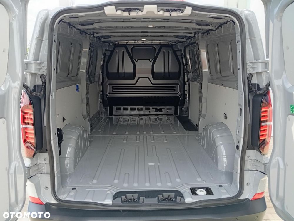 Volkswagen Transporter - 7