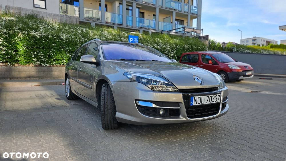 Renault Laguna dCi 175 FAP Initiale - 6