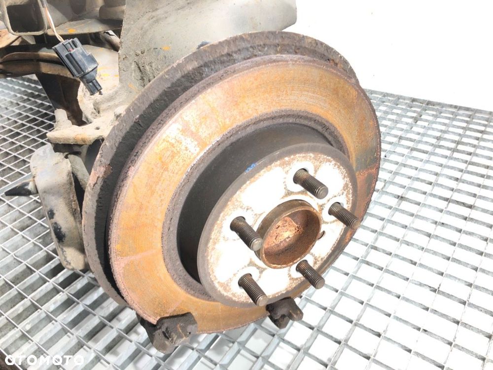 BELKA TYŁ  VOLVO C30 (533) 2006 - 2013 1.6 D2 84 kW [115 KM] olej napędowy 2010 - 2012 - 3