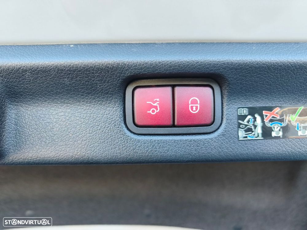 Mercedes-Benz EQE - 51