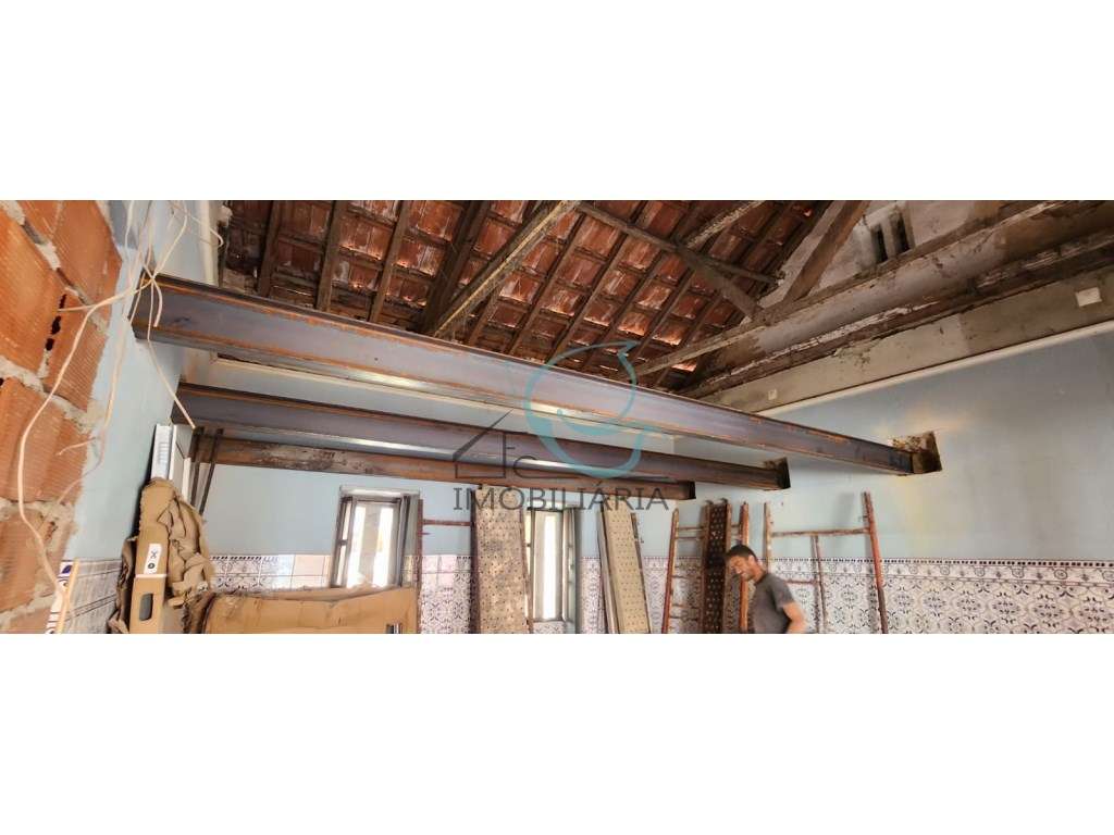 T2 Totalmente Remodelado na Moita 186.000€ - Grande imagem: 2/18