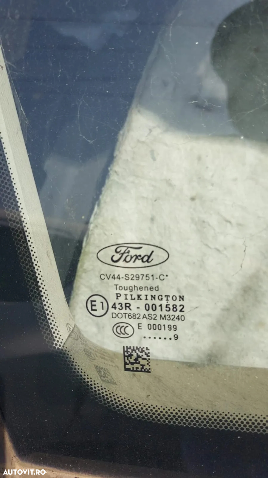 GEAM ARIPA FORD KUGA - 2