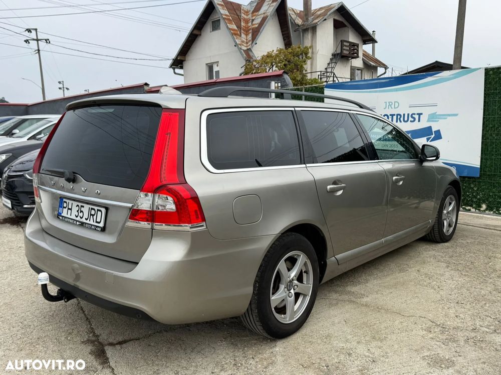 Volvo V70 D2 Linje Classic - 16
