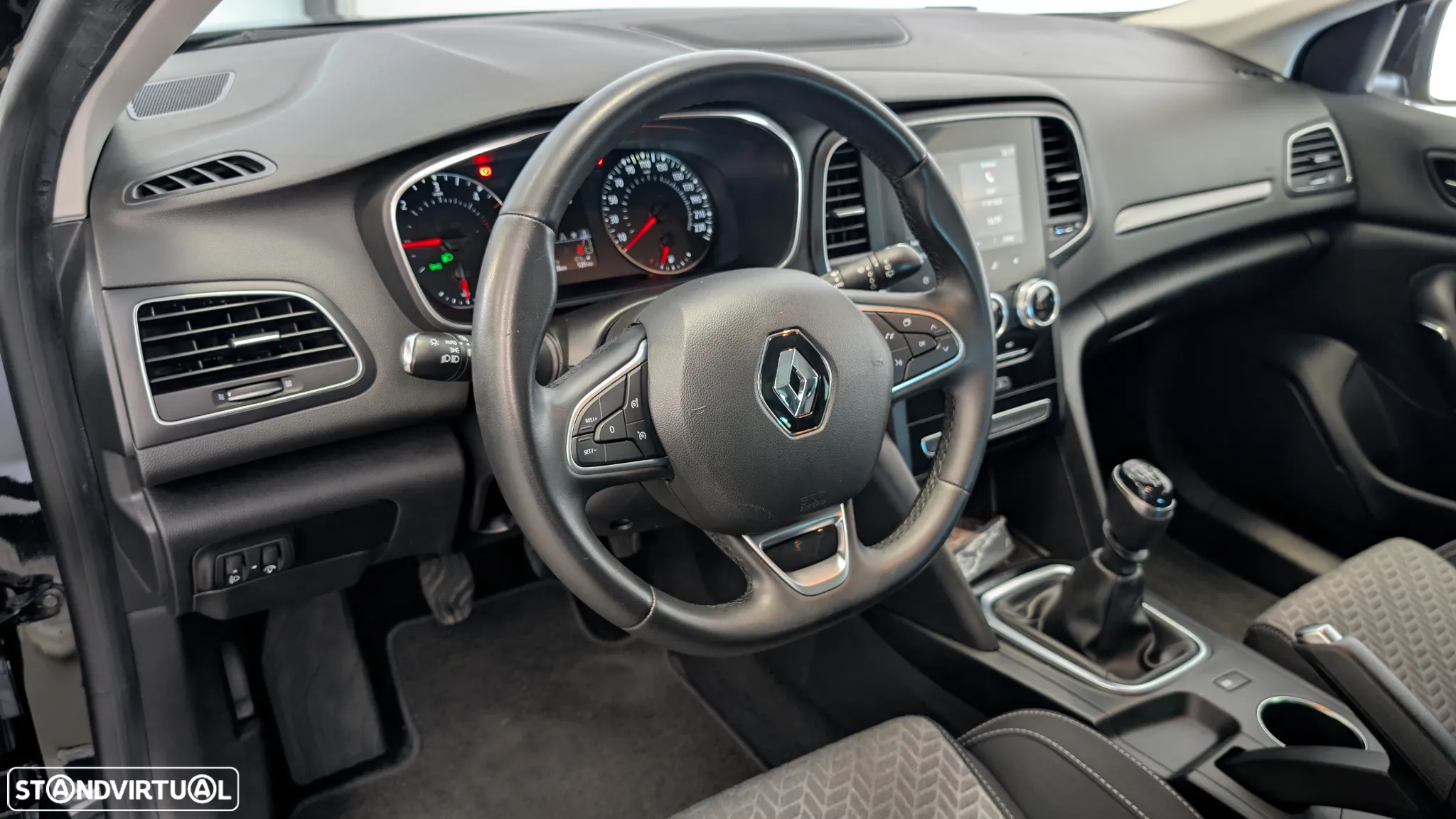 Renault Mégane 1.5 Blue dCi Limited - 13