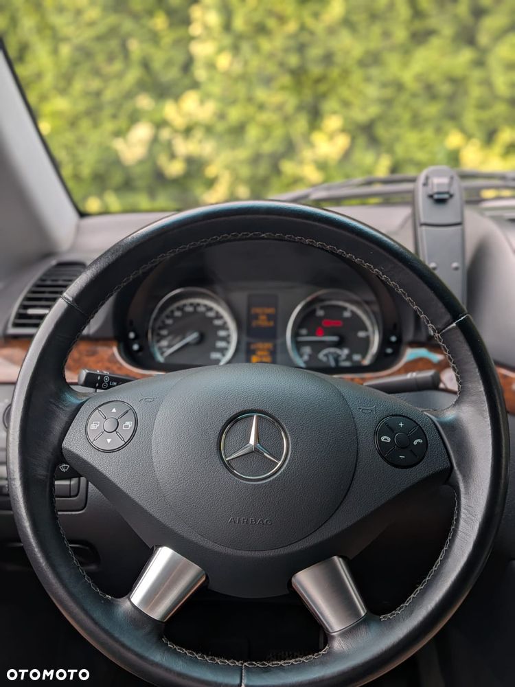 Mercedes-Benz Viano 3.0 CDI DPF extralang Automatik Ambiente Edition - 23