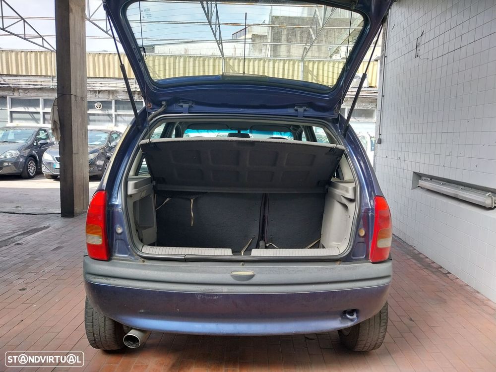 Opel Corsa 1.2 CDX - 14