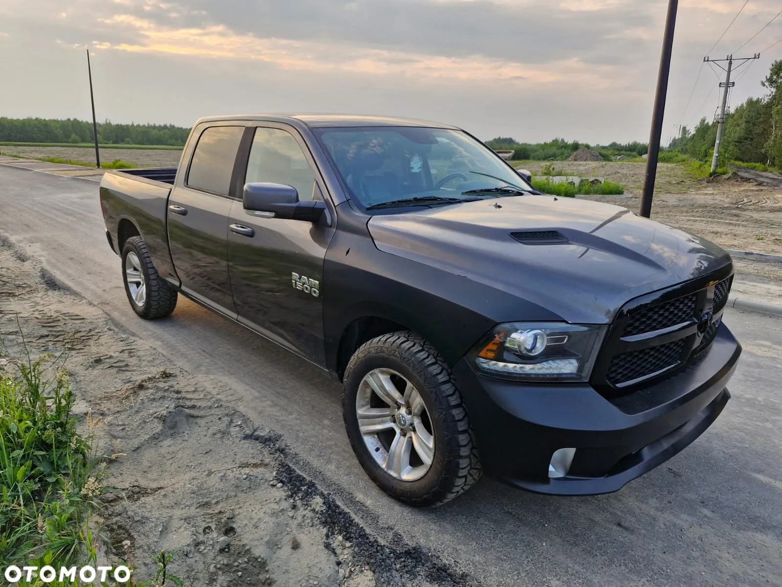 Dodge RAM 1500 5.7 4x4 - 3