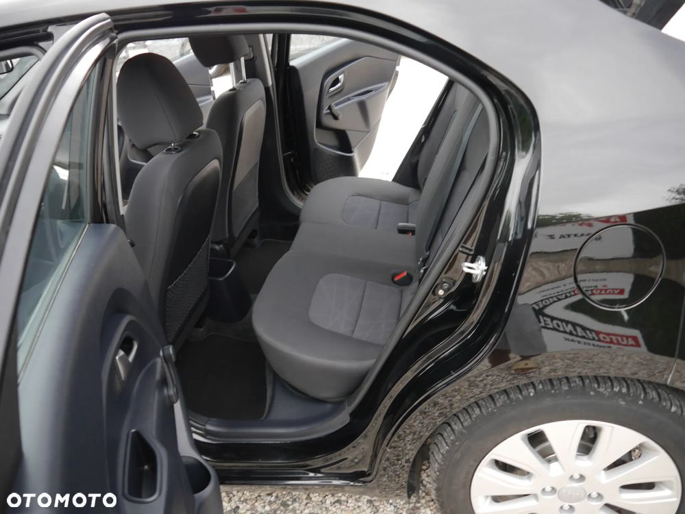 Kia Rio 1.1 CRDI Attract - 18