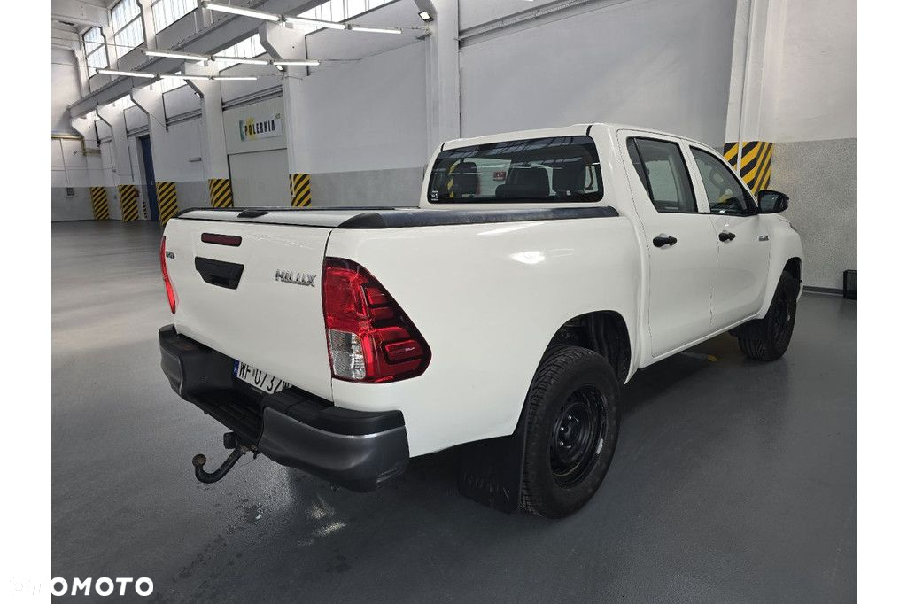 Toyota Hilux - 2