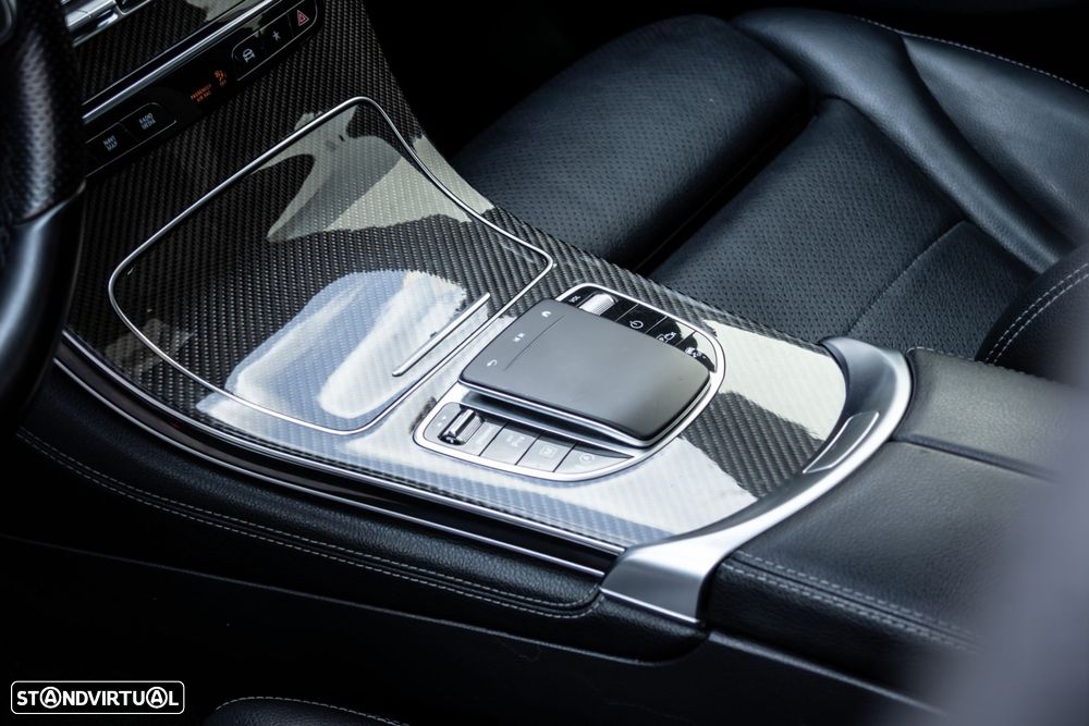 Mercedes-Benz GLC 300 d 4Matic - 23