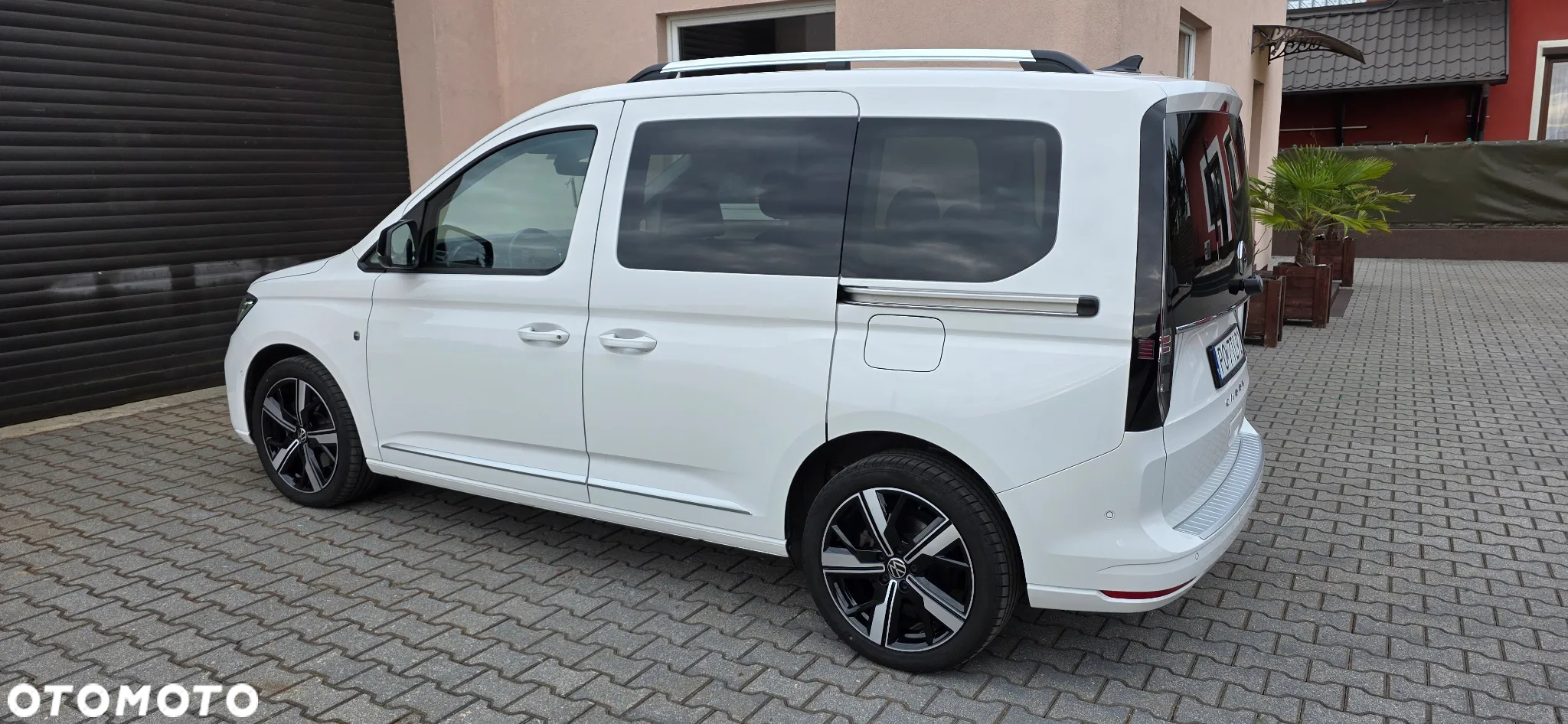Volkswagen Caddy 2.0 TDI Style DSG - 9