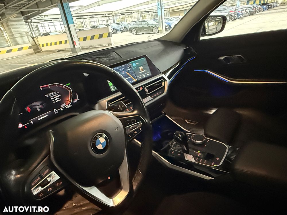 BMW Seria 3 320d xDrive AT MHEV - 4