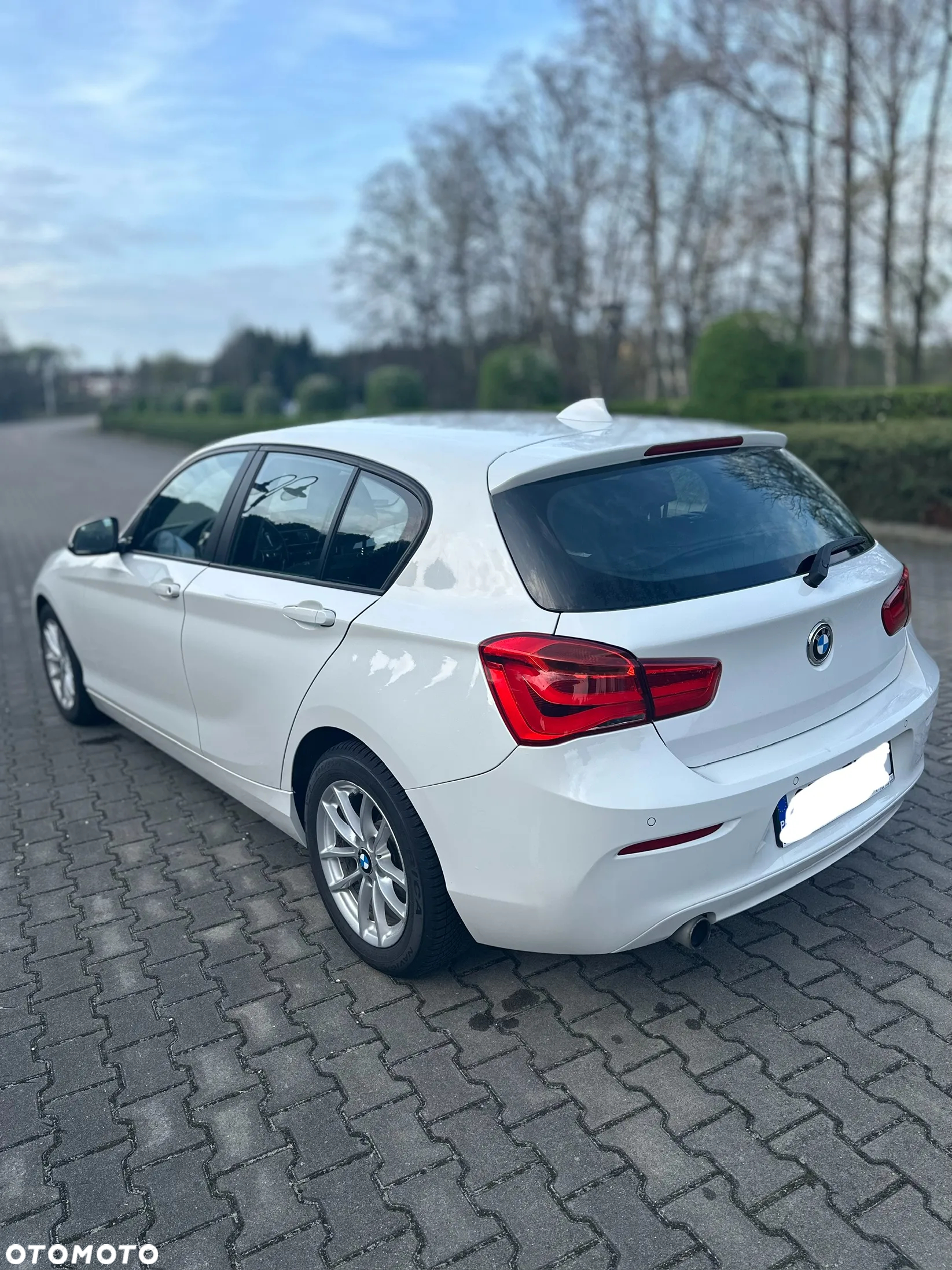 BMW Seria 1 118i - 4